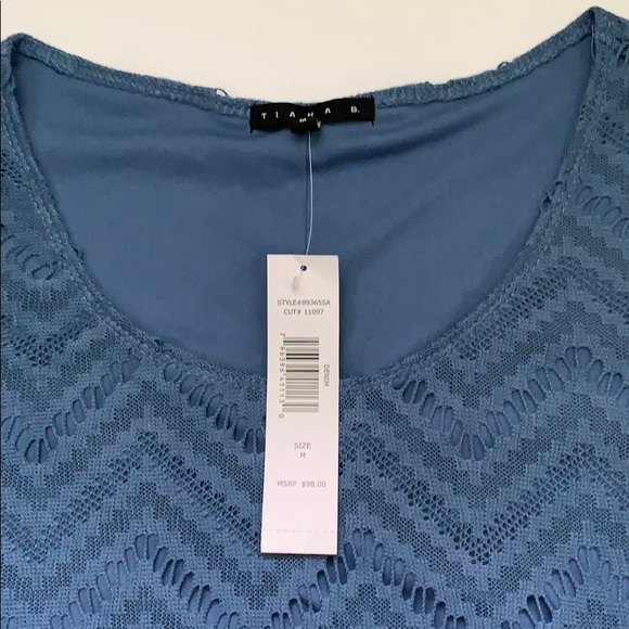 Tiana B. Lace cocktail dress - Picture 3 of 5